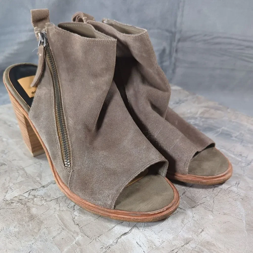 Dolce Vita Petra Taupe Suede Peep Toe Bootie Stacked‎ Heel Size 8.5